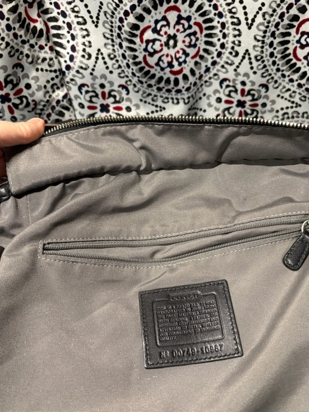 Coach Gallery Tote in Signature Canvas Brown Black Gold F79609 EUC - Picture 13 of 15